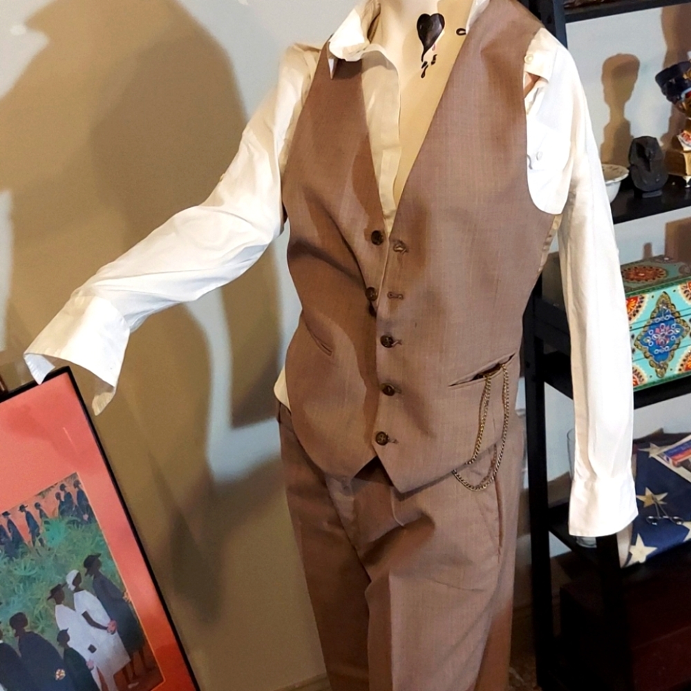 YSL three piece suit in tan w/ light pin stripes - Picture 5 of 16